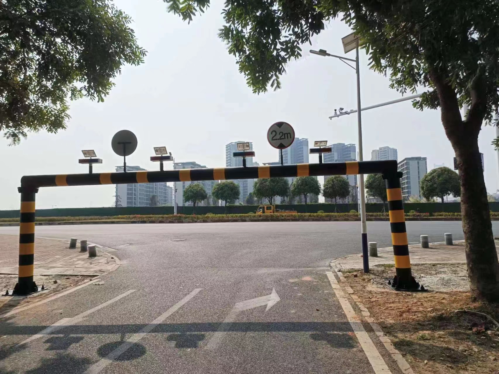 东莞限高架厂家包施工安装