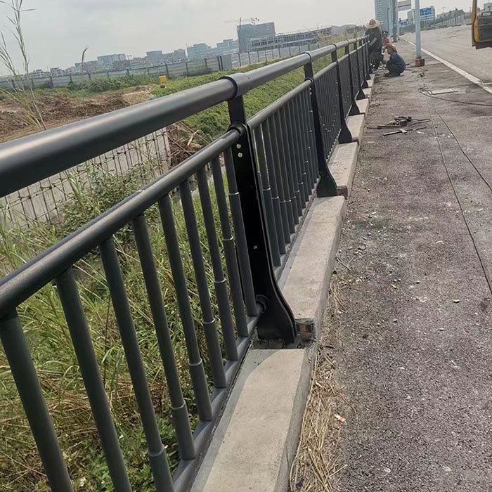 2024年河道防护栏项目在东莞大朗安装中