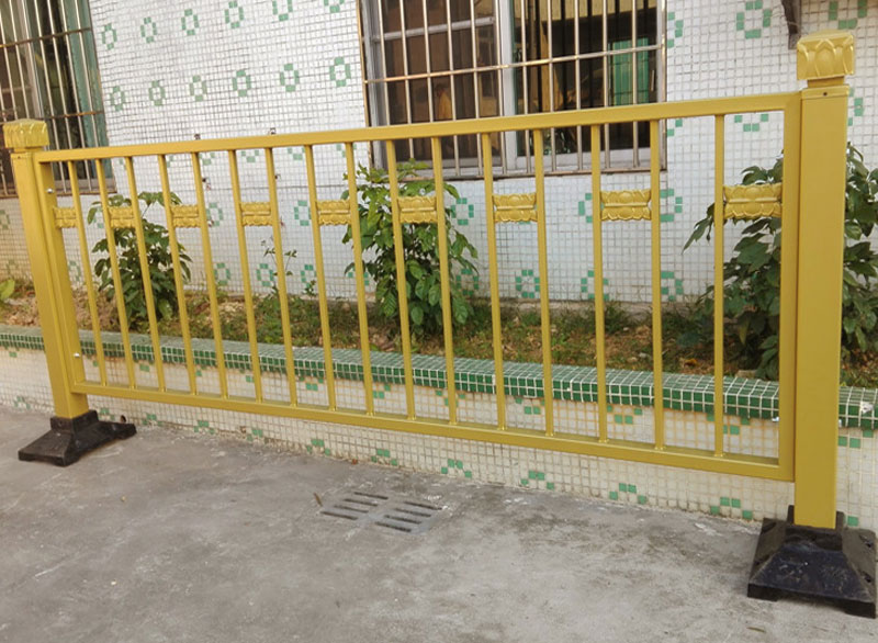新款天安门长安街金色护栏人行道隔离护栏厂家定做批发