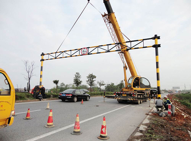 公路限高架